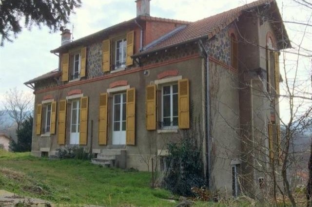 7 bedroom Villa For Sale: 63140..
