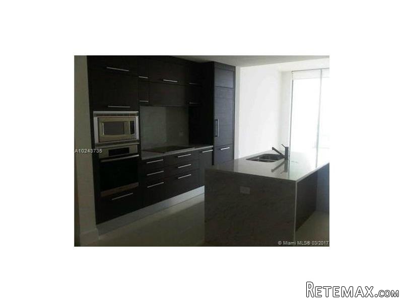 1 bedroom Flat For Sale: 900 Biscayne.. - 2