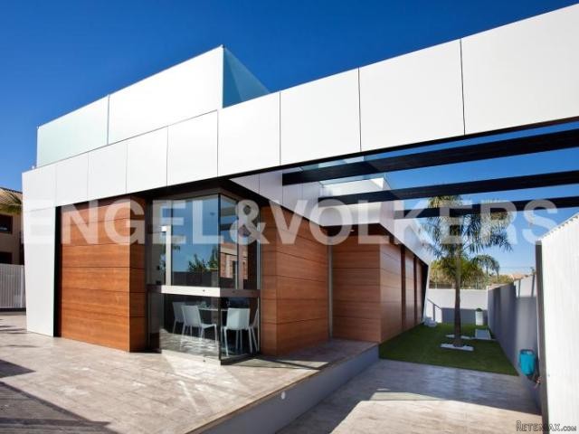 Stylish and modern villas in Pilar de.. - 2