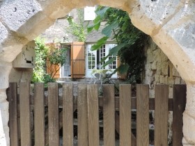 Village House With Courtyard Garden And..
