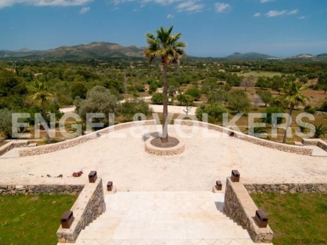 Exclusive country estate with fantastic.. - 2