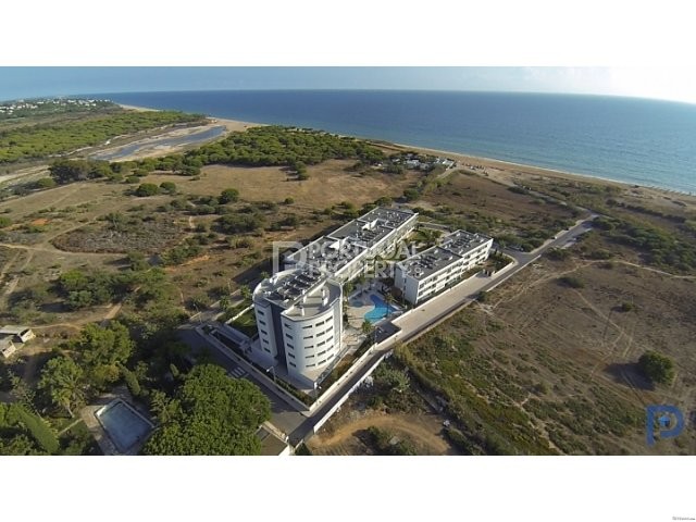 Modern 3 Bedroom Apartment with..