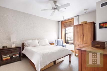 3 bedroom Apartment For Sale: 130 JANE.. - 2