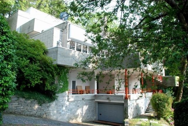 5 bedroom Villa For Sale: Ispra, IT