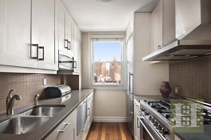 2 bedroom Apartment For Sale: 61 JANE.. - 2