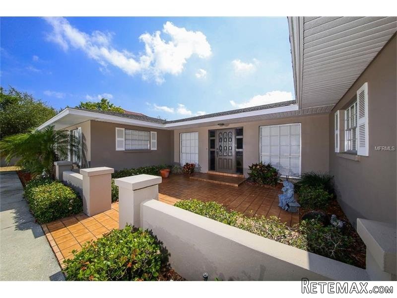5 bedroom House For Sale: 1111 59th St.. - 2