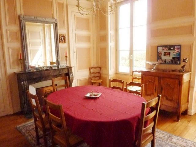 Period Character Maison-de-Maitre - 2