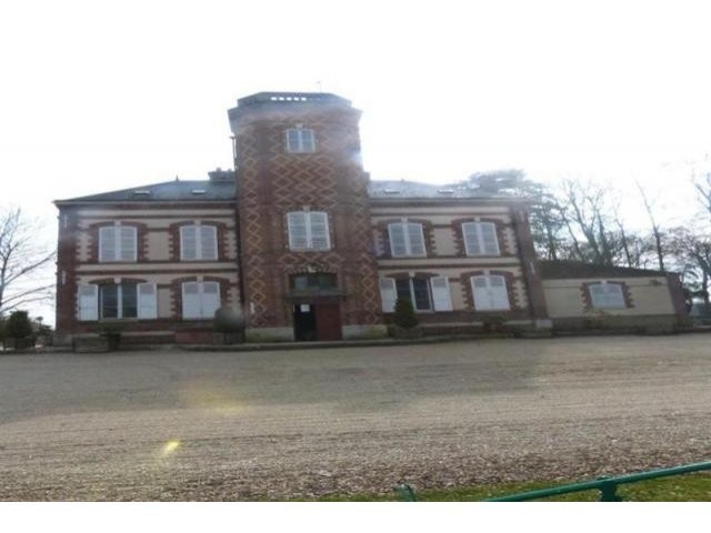 4 bedroom Character For Sale: 10000.. - 2