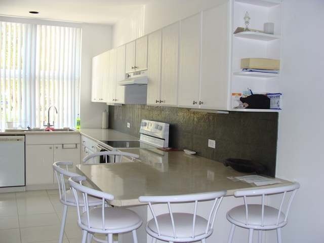 Apartment/townhouse - This charming.. - 2