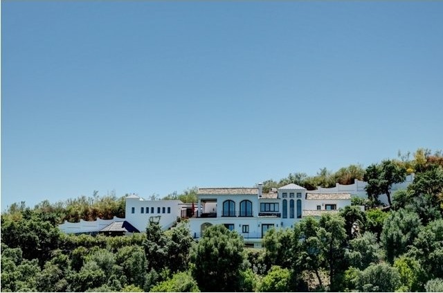 4 Bedrooms - Villa - Malaga - For Sale