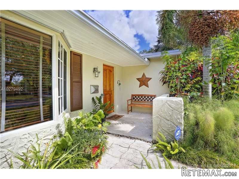 3 bedroom House For Sale: 10241 SW 99.. - 2