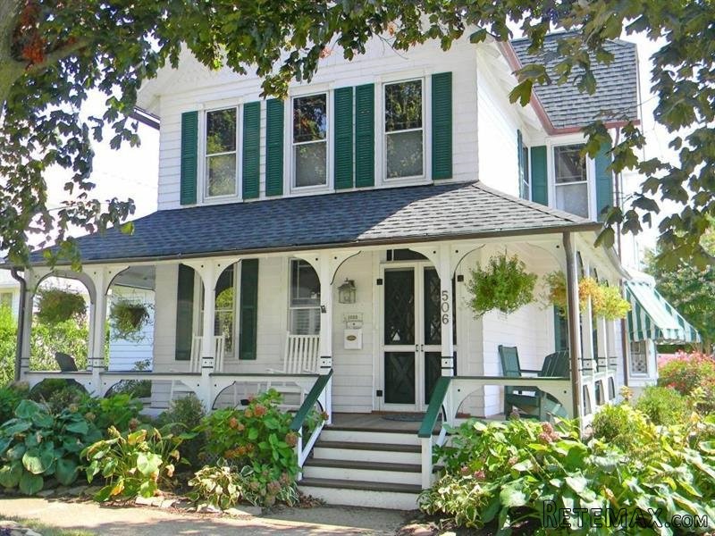 4 bedroom Detached House For Sale: 506..