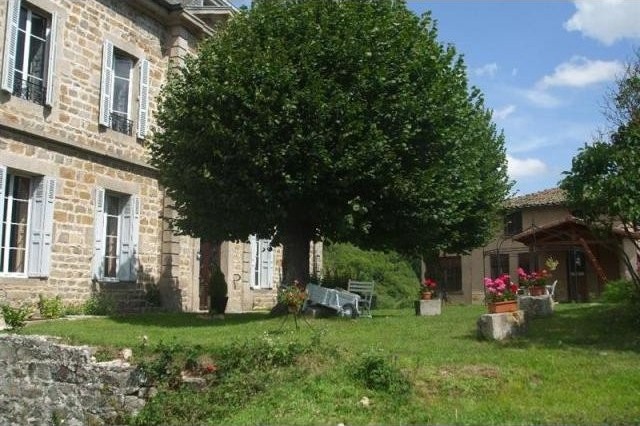 8 bedroom House For Sale: 42130 BOËN - 2