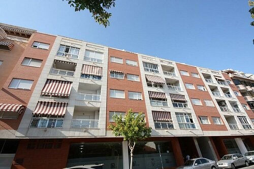 STUNNING 2 BEDROOM PENTHOUSE
