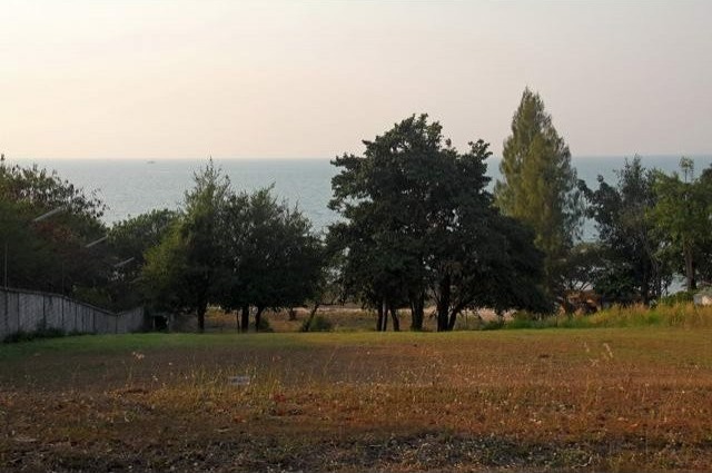 Land - For Sale - Na Jomtien + - EUR..