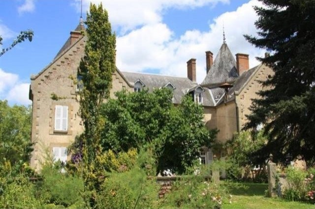 8 bedroom Castle For Sale: 03160..