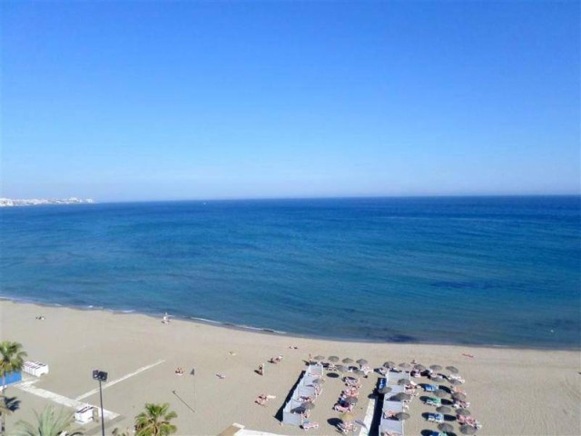 APARTMENT FOR SALE IN FUENGIROLA - 2