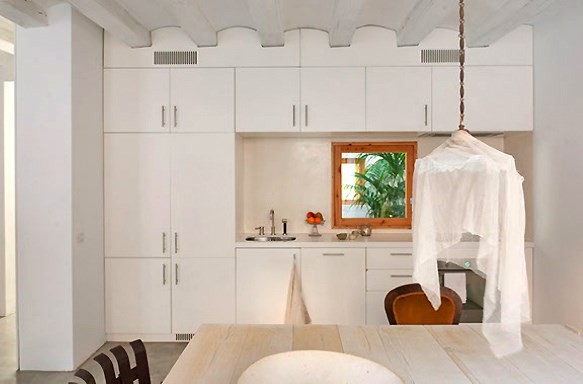 2 bedroom Flat For Sale: BARCELONA.. - 2