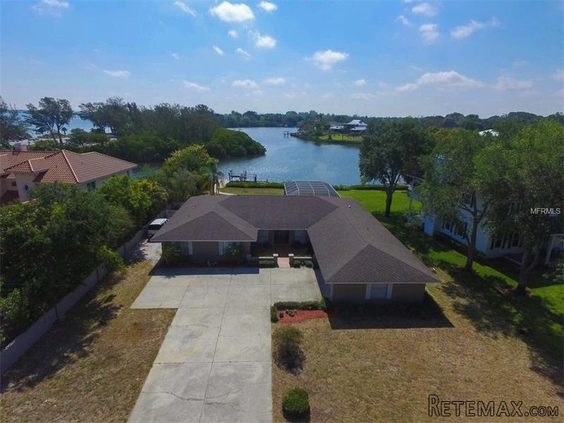 5 bedroom House For Sale: 1111 59th St..