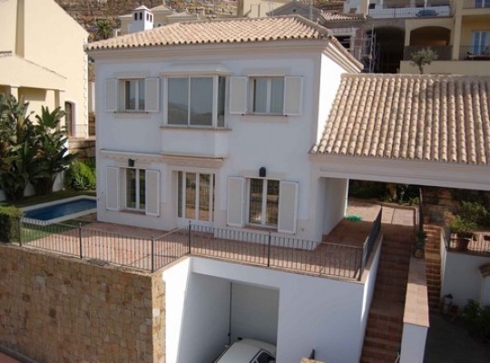 Villa for sale in Sierra Blanca Country..