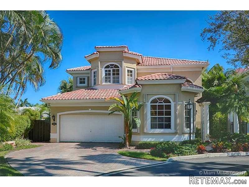 5 bedroom House For Sale: 19485 39th Ave