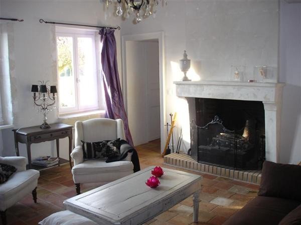 Beautifully Restored Chateau Annexe - 2