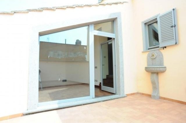 1 Bedroom - Attic - For Sale