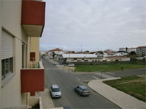 3 Bed Apartment in Peniche