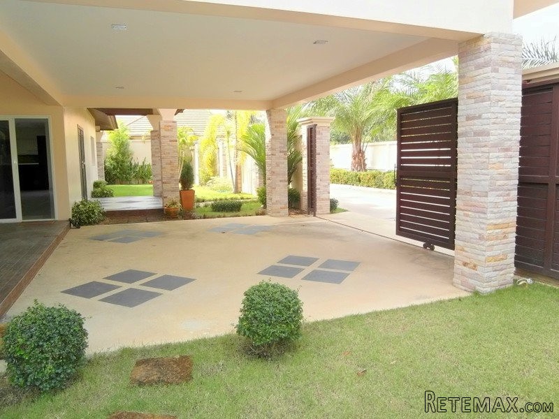 Modern 4 bedroom pool villa on large.. - 2