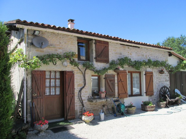 Detached Stone House With Gite