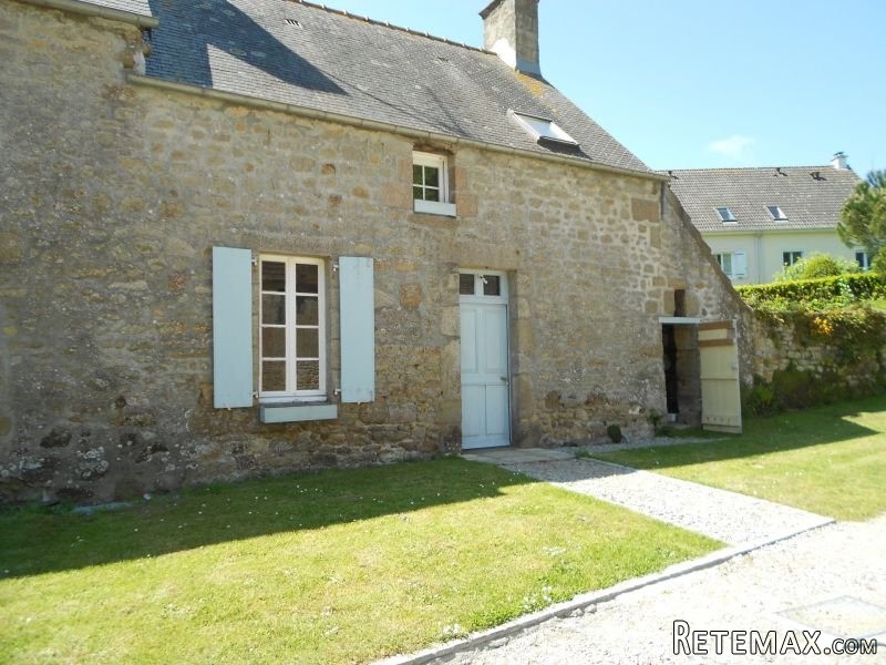Cottage in Sought after Location
