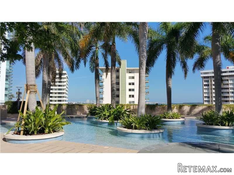 1435 Brickell Av, Unit 3308, Miami, Fl.. - 2