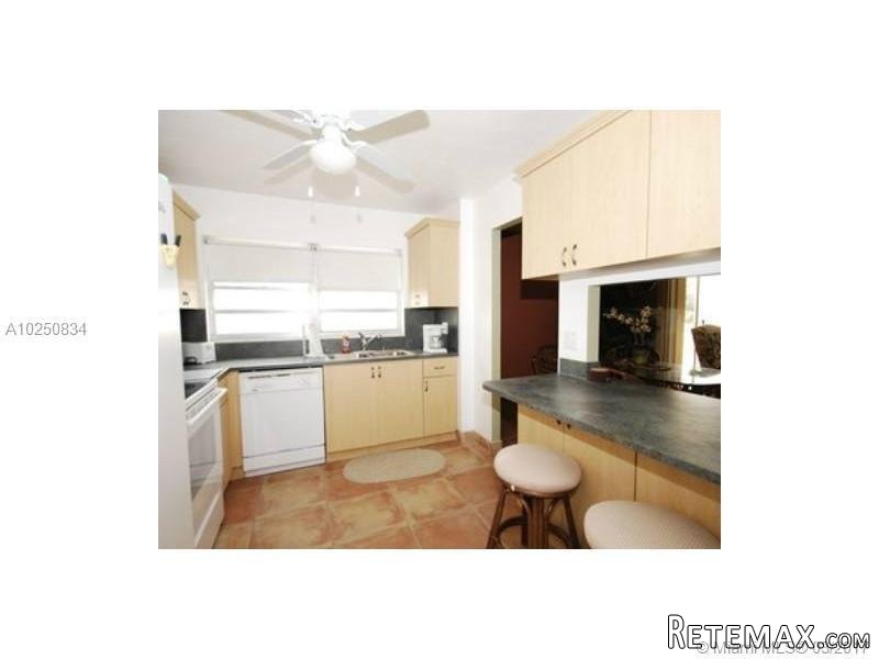 2 bedroom Flat For Sale: 1825 S Ocean.. - 2