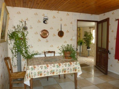 Stone House With 3 Bedrooms - 2