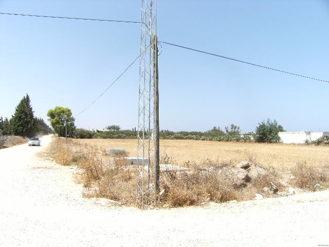 A plot of 3320sqm on Chott Meriem - 2