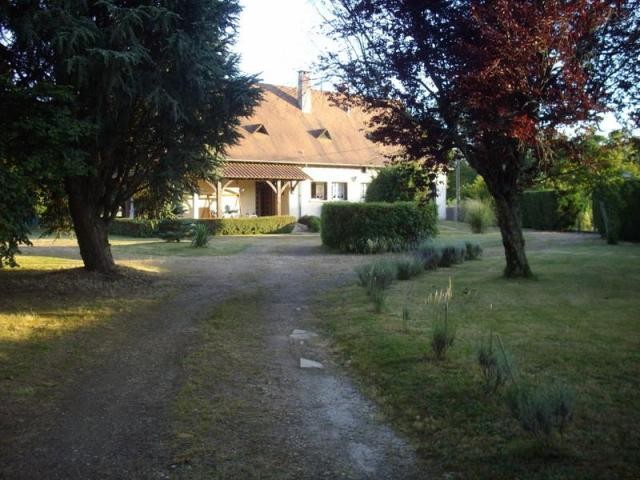 Large 4 bedroomed Perigordine house..