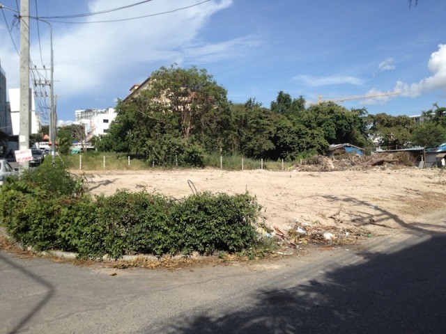 Pratumnak Corner Land Plot for.. - 2