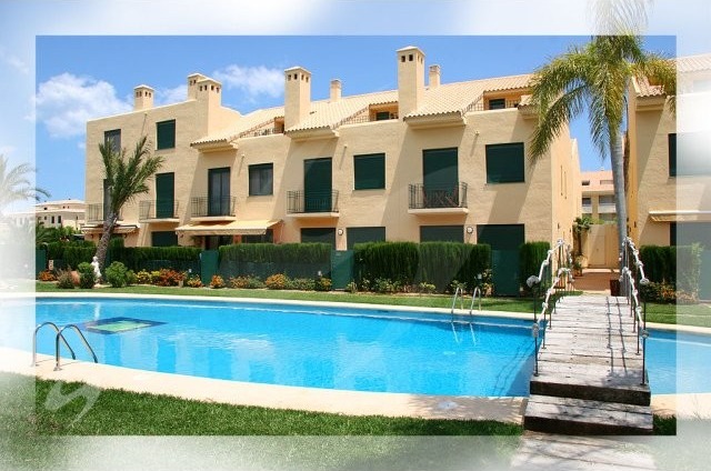 4 Bedroom Townhouse in Javea
