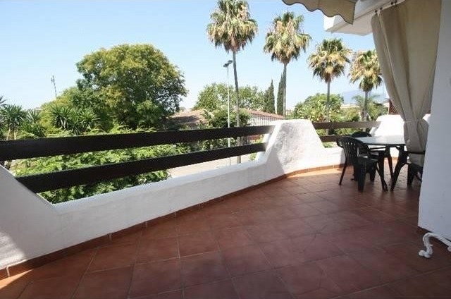 2 bedroom apartment for sale - 2