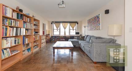 2 bedroom Apartment For Sale: 645 WEST..