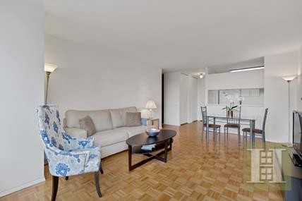 2 bedroom Apartment For Sale: 215 WEST.. - 2