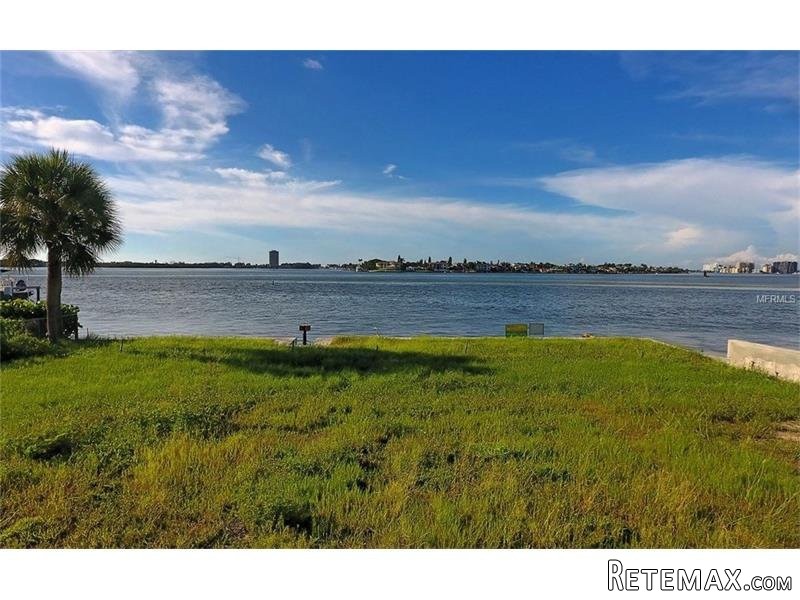 Land For Sale: 3344 Gulfmead Dr.. - 2