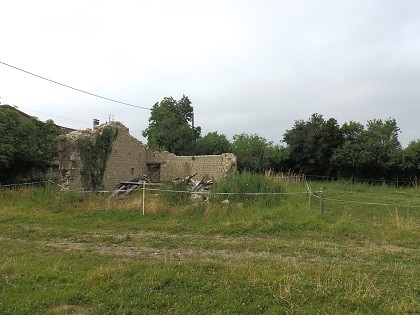 Farm house to renovate - 2