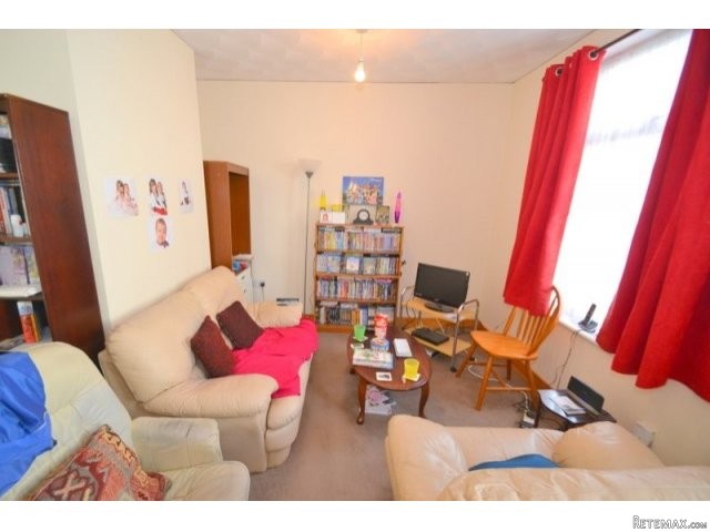 2 bedroom house in SHEERNESS