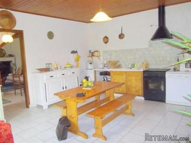 3 Bedrooms - House - Poitou-Charentes.. - 2