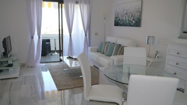 2 Bed Apartment for sale in Mijas Costa
