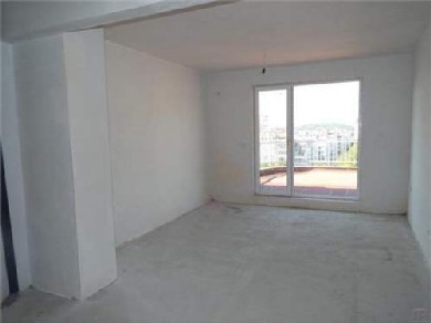 2 Slaapkamer Appartement Te Koop In..