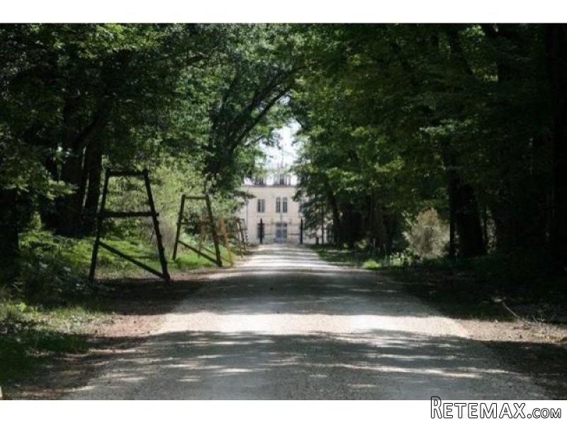 8 bedroom Castle For Sale:86270 VIENNE - 2