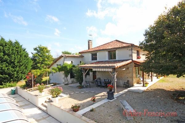 Genouille (86) - For sale beautiful..