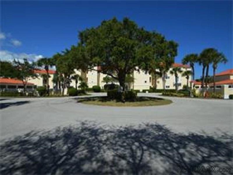 2 bedroom Flat For Sale: 5045 Harmony.. - 2